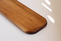 لوح تقديم خشب