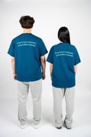 تيشيرت أزرق بطبعة +966 الأمامية وعبارة خلفية - Uni...