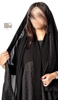 اسود " على المودل "