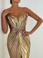 فستان سهرة طويل توب بخامة لامعة