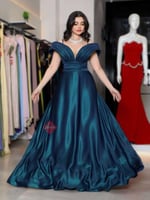 فستان سهرة طويل بخامة مميزة اوف شولدر