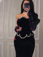 فستان سهرة تب طويل مخمل مزين بالكريستال اللامع