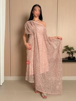 قفطان قطعتين مخرم بفصوص مزين بالترتر اللامع