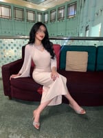 فستان ميد ناعم باكمام ستايل فراشه بليسيه