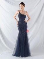 فستان سهرة ترتر مزين بالخرز و كلوش تل