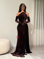 فستان سهرة مخمل راقي مع اكمام منفصلة