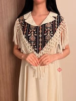 جلابية قطعتين مزينة بالهدب و تطريز مزين بالترتر ال...