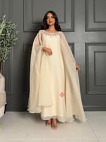 جلابية مزينه بكرستال فاخر