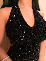 فستان سهرة طويل ستايل ومزين بالقطيفة والترتر اللام...