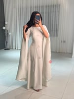 فستان كريب ناعم بأكمام وشاح إليجنت