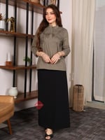 بلوزة أنيقة مطرزة