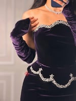 فستان سهرة تب طويل مخمل مزين بالكريستال اللامع