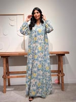 جلابية مشجرة مزينة باللؤلؤ و نقشات الزهور