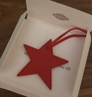 نجمه احمر