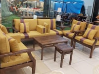 طقم كراسي خشب مع جلسات