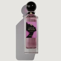 عطور ثنيان - سيدة المشهد