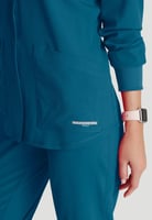 جاكيت طبي نسائي ماركة اسكتشرز