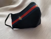 كمامة سوداء مع شريط black mask with band