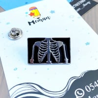 بروش ( القفص الصدري )