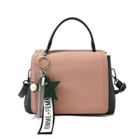 حقيبة يد مميزة-الالوان /أخضر-أسود