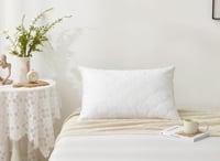 مخدة مايكرو فايبر مطرز