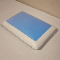 مخدة ميموري فوم جل