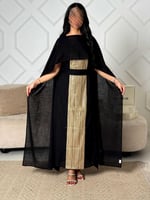 جلابية "سواريه" الملكية تصميم كاب بتطريز ذهبي كثيف