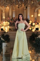 فستان ملكي أصفر ليموني مع ذيل متصل