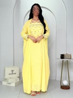 طقم جلابية بقطعتين بتطريز لؤلؤ وكريستال ناعم