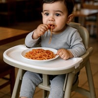 كرسي اطفال بعجلات مع طاولة متحركة