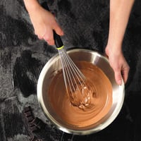 خفاق بيض فرنسي مقاسات