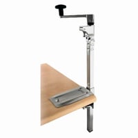 مفك علب كبيرة على الطاولة استيل