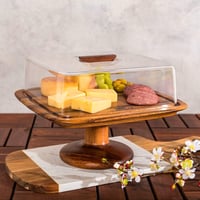 قاعدة خشب بغطاء شفاف مربع