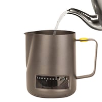 لبانه اسود قياس 600 ملي مع مقياس حرارة