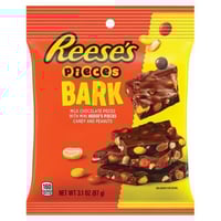 شوكولاتة ريسيز بالحليب مع فول سوداني وحلوى ريسز ال...