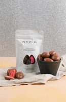 باتي سويس فراولة مغطى بالشوكلا 80 جرام