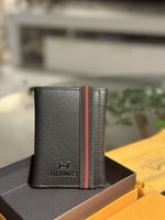 محفظه هرمز مع الملحقات