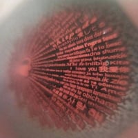 سلسال بقلادة بروجيكتور تعكس احبك ب 100 لغة شكل دائ...