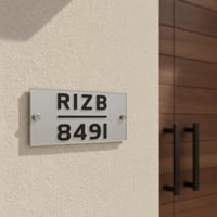 لوحة العنوان الوطني المختصر أكريلك بحروف بارزة – م...