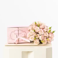 ورد مع اكسسوار من اختيارك (الرياض)