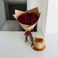 باقة ورد جوري احمر مع كيك نعمة