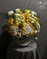 فازة متوسطة تزيين ورود منوعه &250غ بستاني