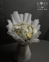باقة ورد كريز وجوري طبيعي لون أبيض