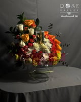 فازة ورد كبيرة مع 250غ شوكولاته بستاني