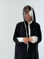 عبايه اكمام ابيض