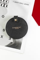 مراية ماركة جفنشي