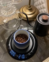 ميزان دائري لمس بشكل مميز - اسود