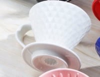 قمع الترشيح V60 سيراميك مقاس 01 لون ابيض