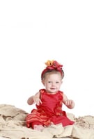 فستان احمر مع ليقينق