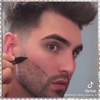 قلم مع فرشاة تحديد الذقن لون اسود